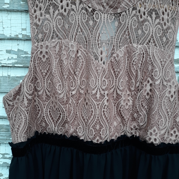 Maurices lace dress NWT Size 4x - Picture 2 of 5
